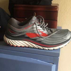 Brooks glycerine 15 bought and worn only twice